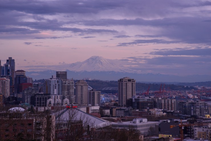 1/125 @ f/11 ISO 800 120mm