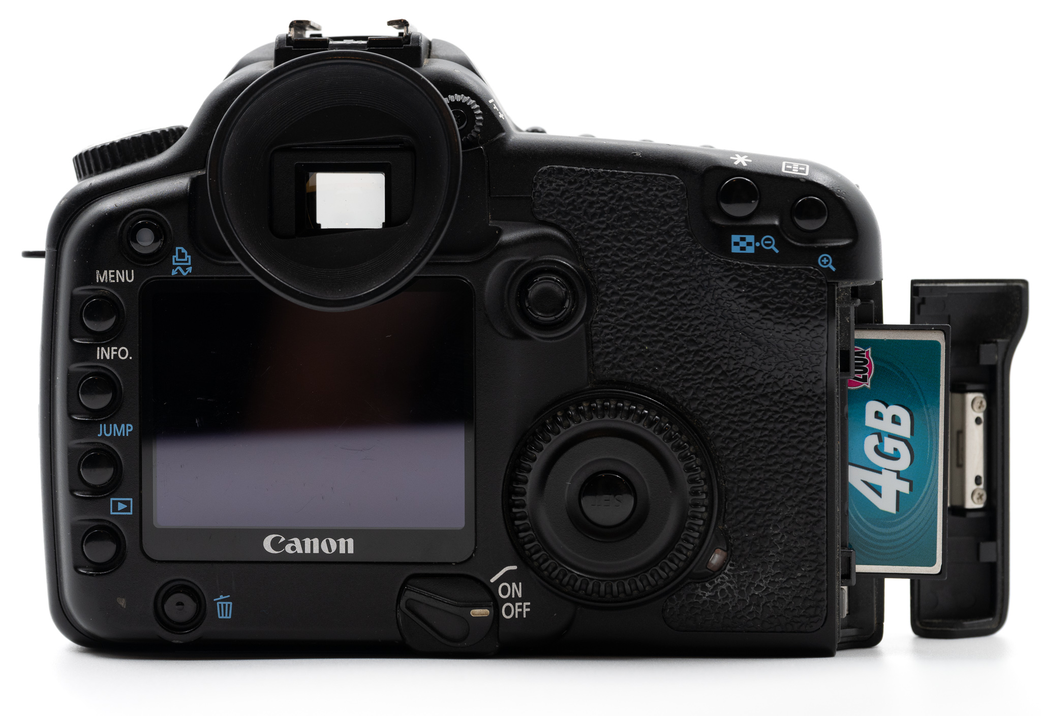 Retro Review: Canon EOS 30D – Relatively Ambitious